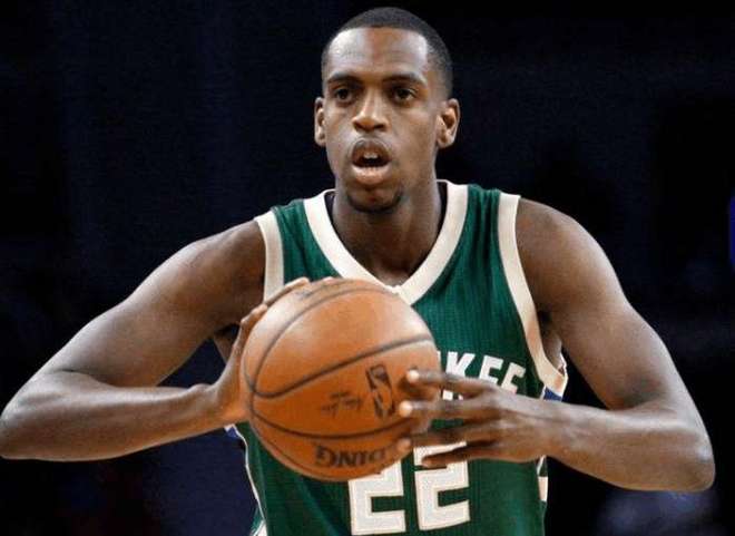 形成三角 形成三角