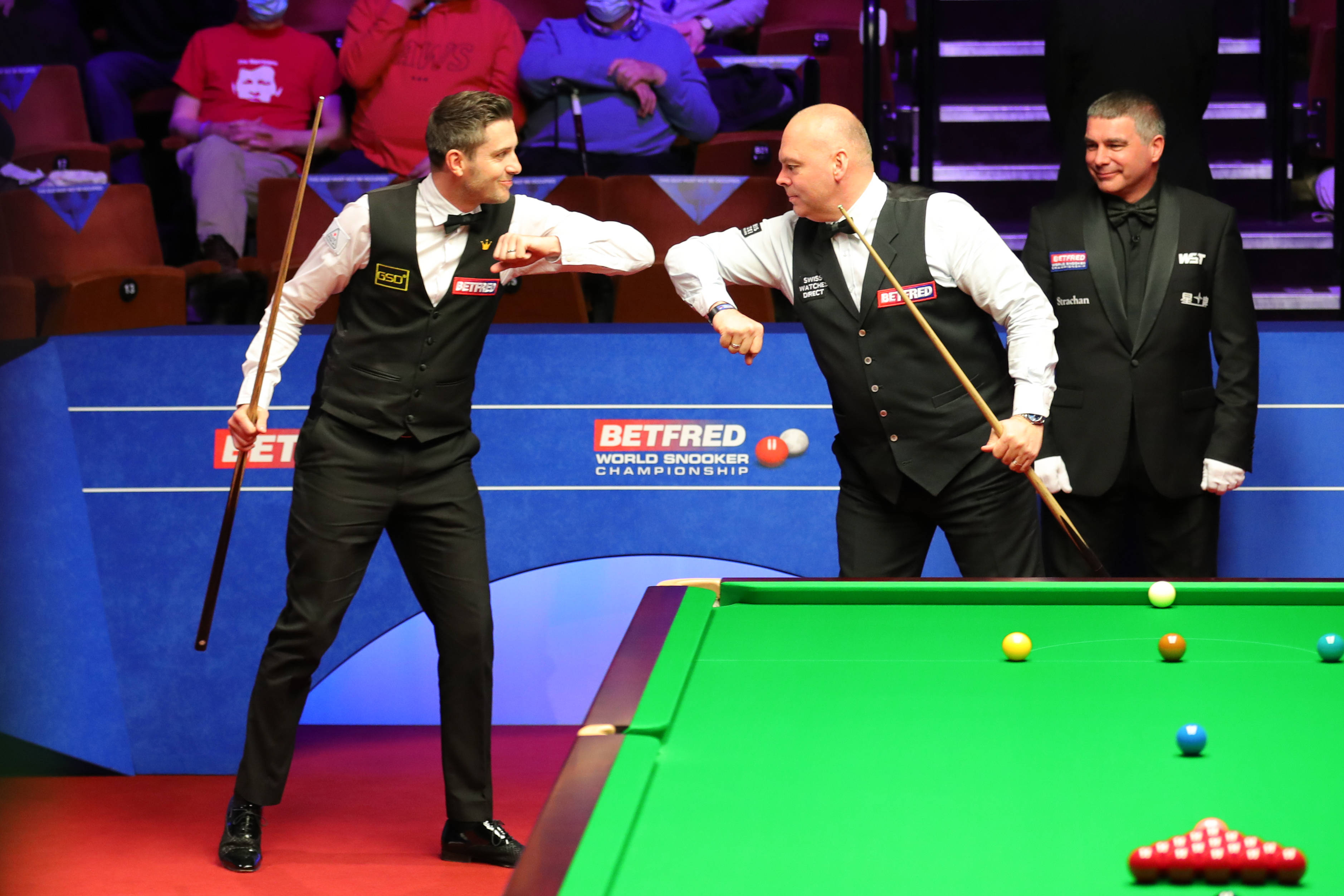 他家读牌明 他家读牌明